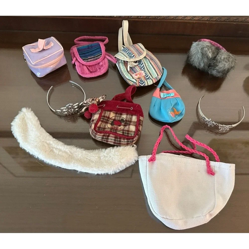 Lot Of 18